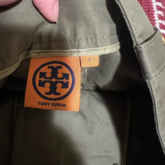 Tory Burch skirt. - Picture 9 of 10